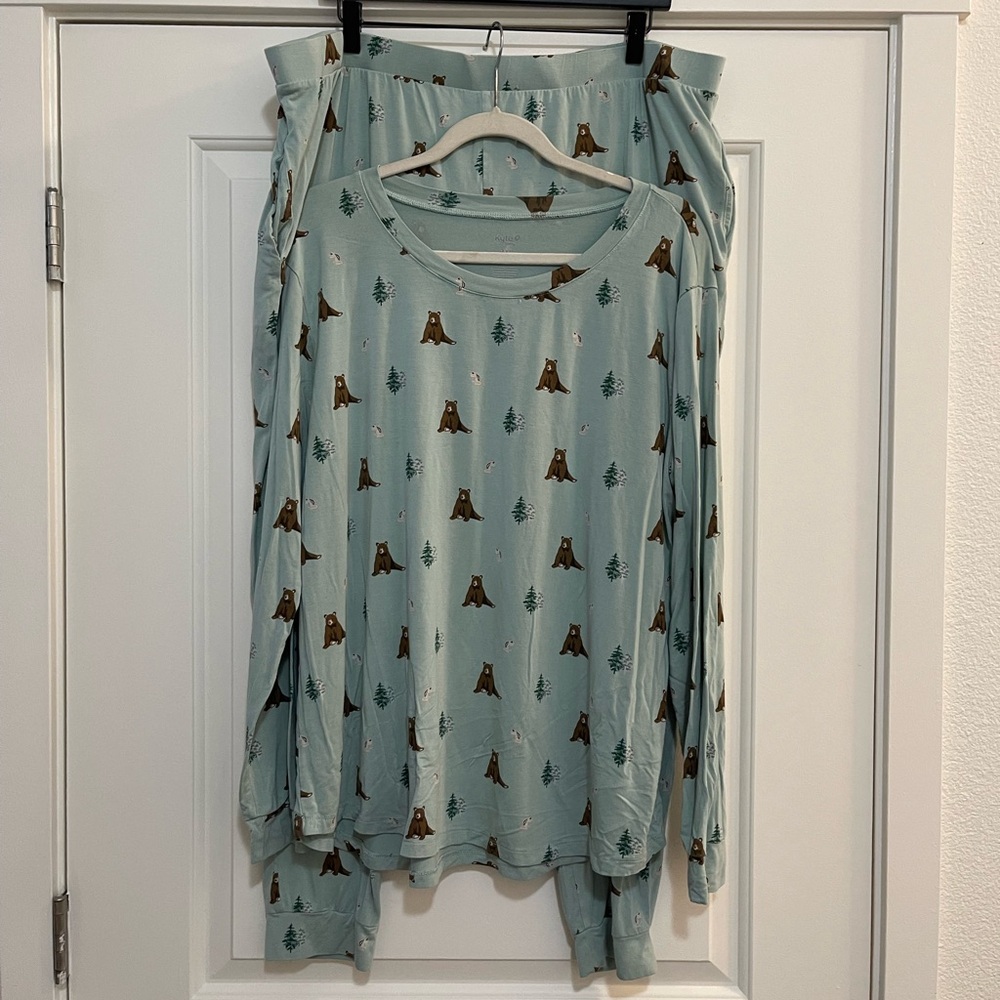 Kyte baby Trail Print Woman’s Pajama Set - Picture 3 of 7